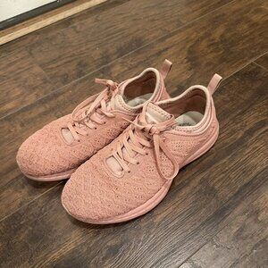APL Techloom Phantom Women's Size 8 Pink Running Training Comfort Shoes Sneakers